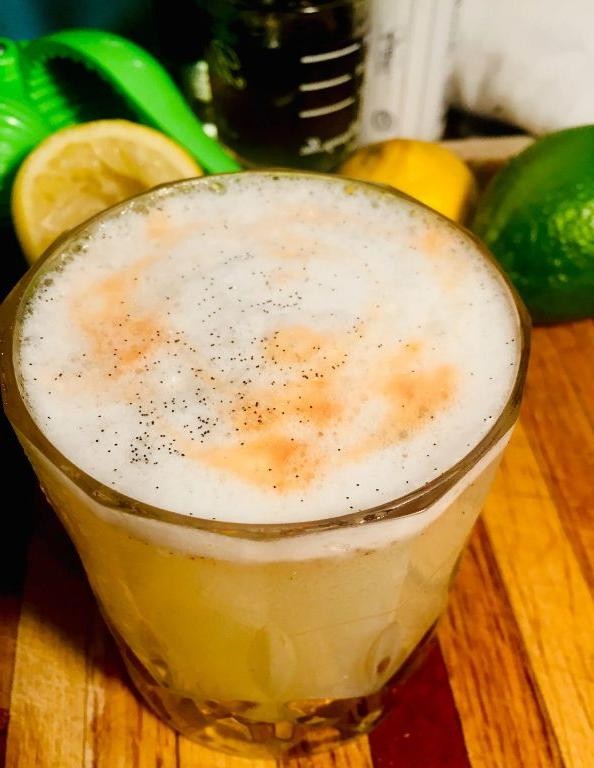 Vanilla Bean Pisco Sour