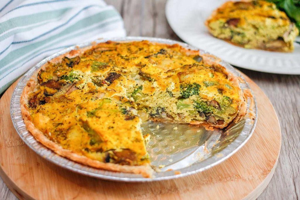 Vegan Broccoli Quiche with Tofu Scramble