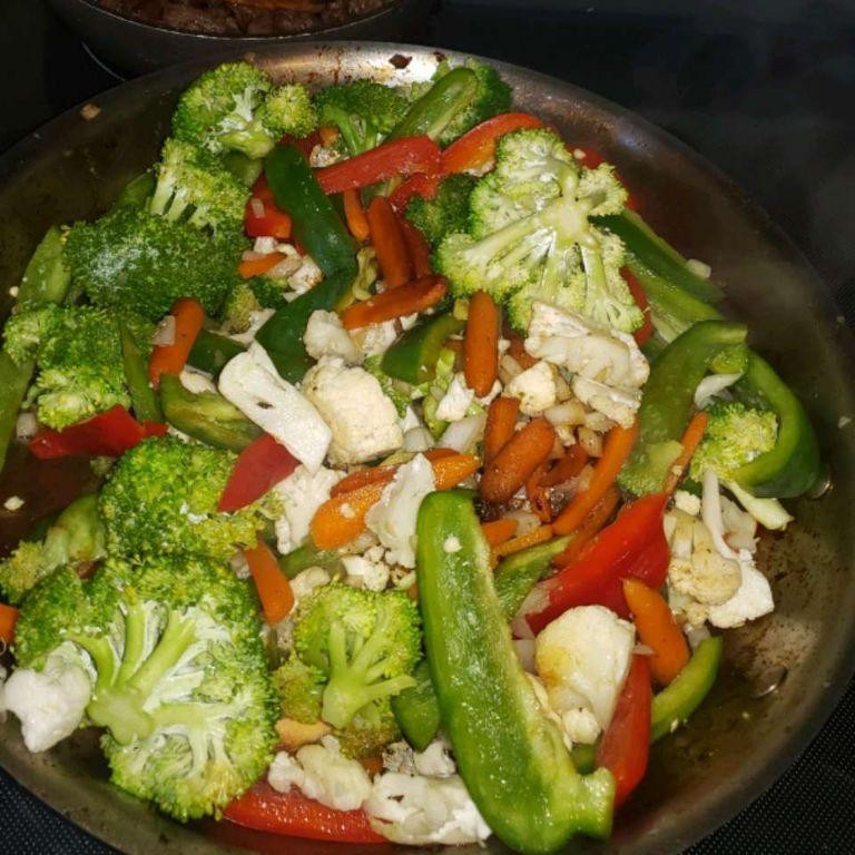 Vegetable Stir Fry with Sesame Sauce