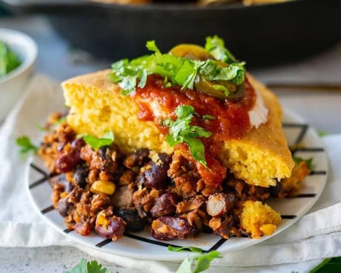Vegetarian Chili with Cornbread