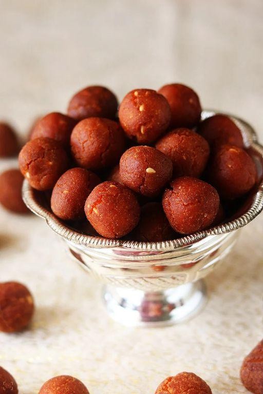 Vella Seedai with Crunchy Texture