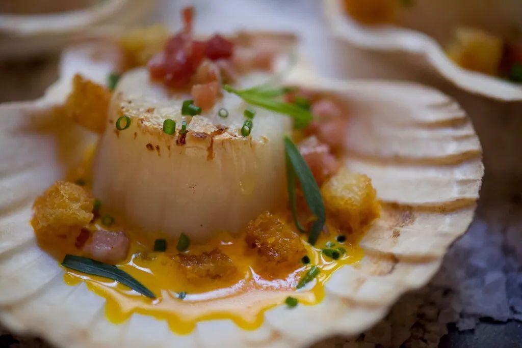 Velvety Scallop Bisque with Saffron Infusion