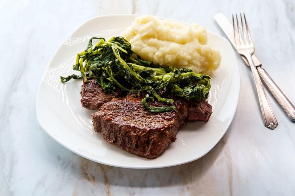 18 Savory Venison Round Steak Recipes for Hearty Meals