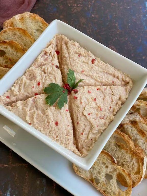 Warm Italian Cheese and Prosciutto Dip