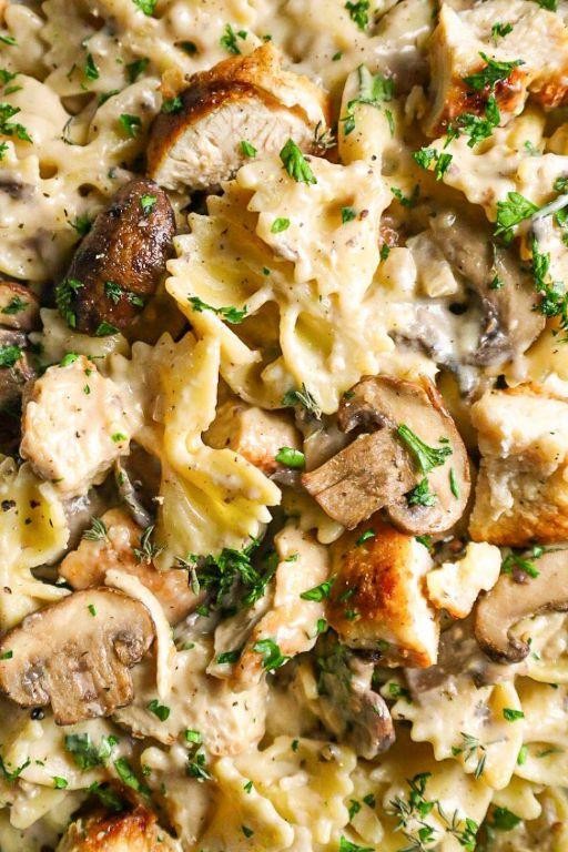 White Wine Chicken Mushroom Pasta