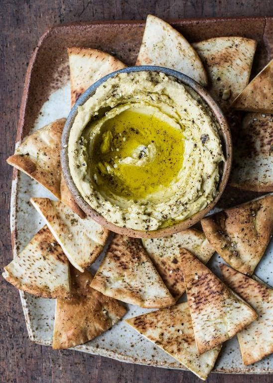 Zaatar Hummus with Toasted Pita Chips