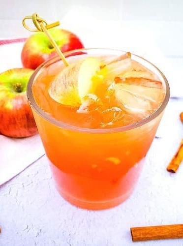 Fireball Caramel Apple Cocktail