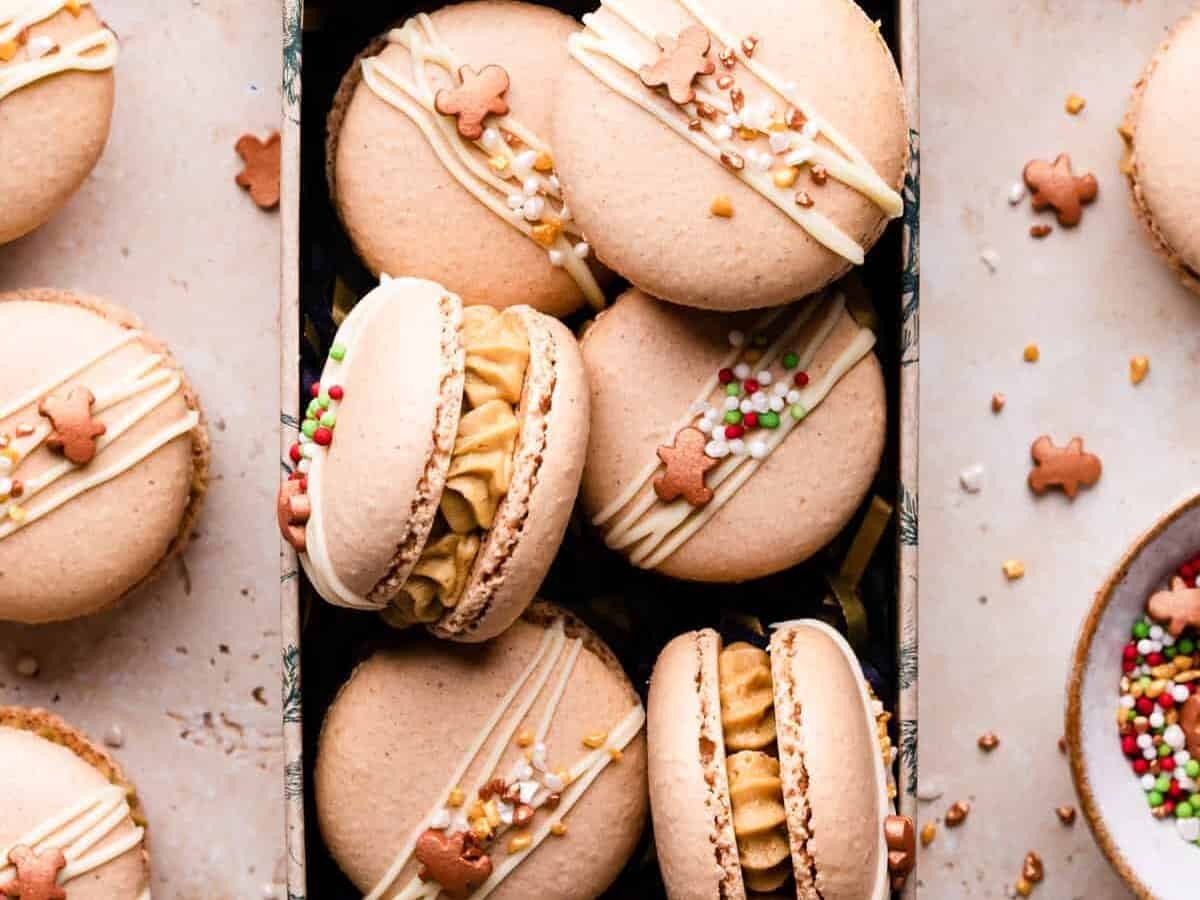 Gingerbread Macarons
