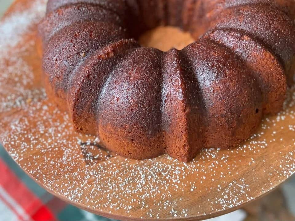 Christmas Gingerbread Bundt Cake