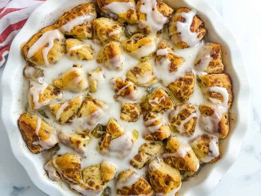 Cinnamon Rolls With Apple Pie Filling