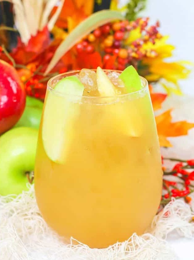 Caramel Apple Cider Cocktail