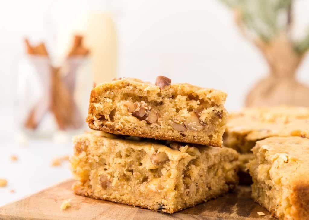 Eggnog Blondies