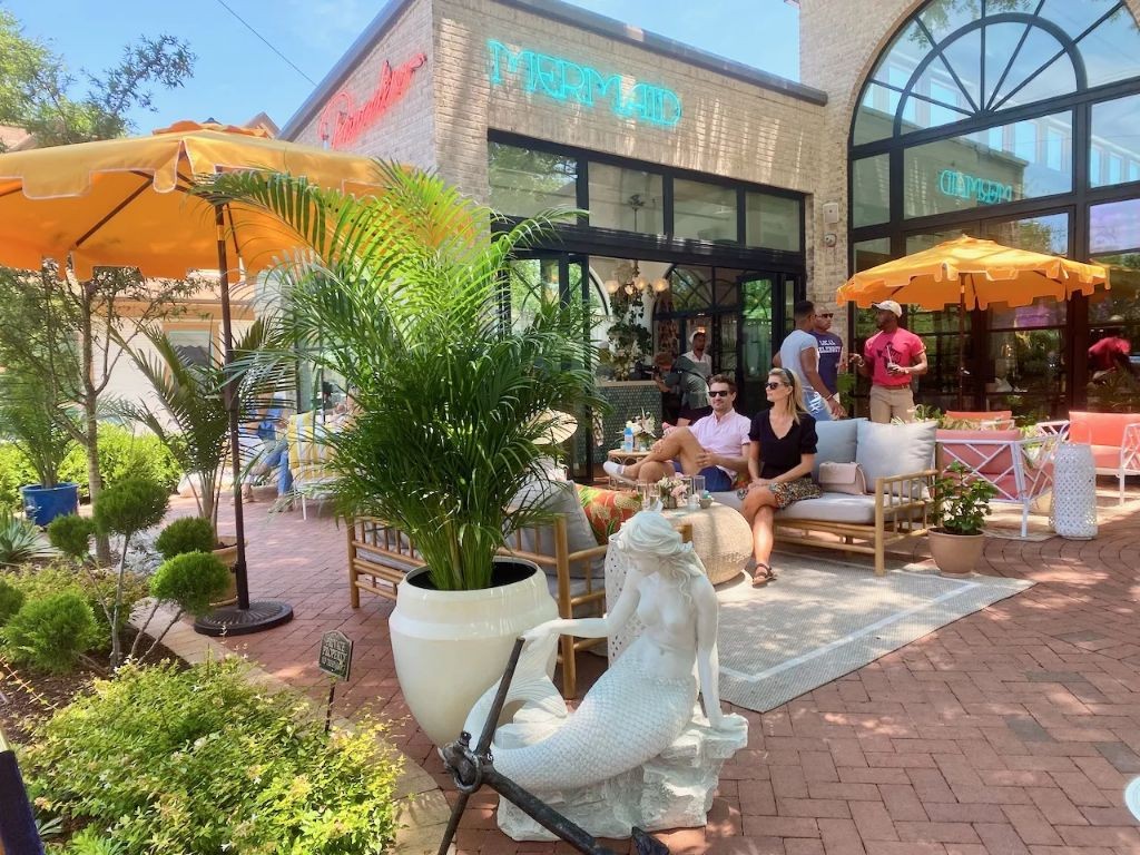 Mermaid Raw Bar & Champagne Room