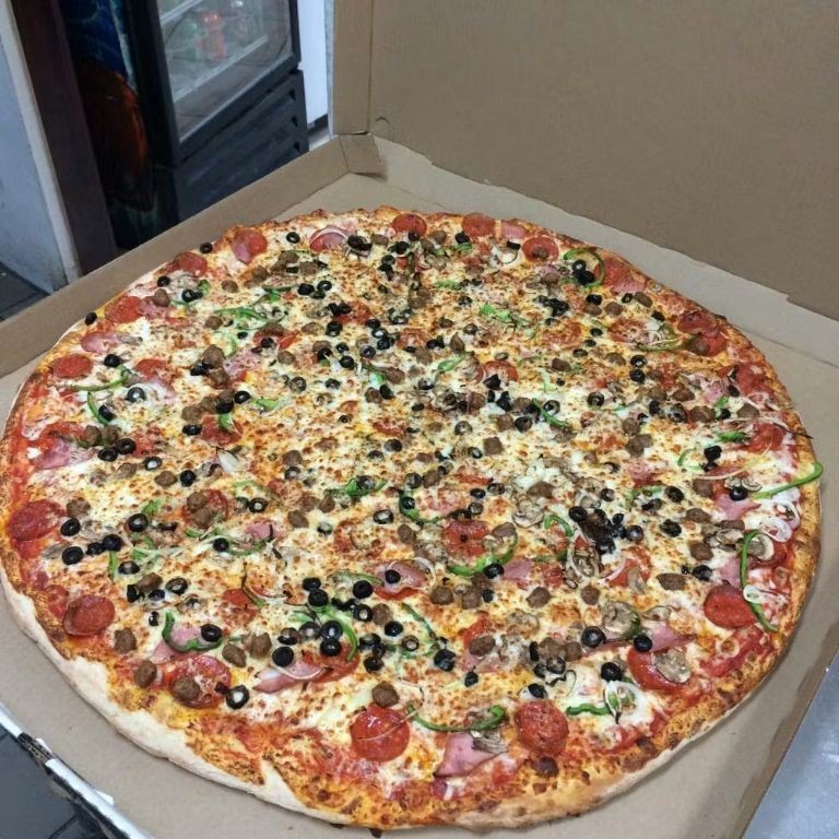 New York Giant Pizza