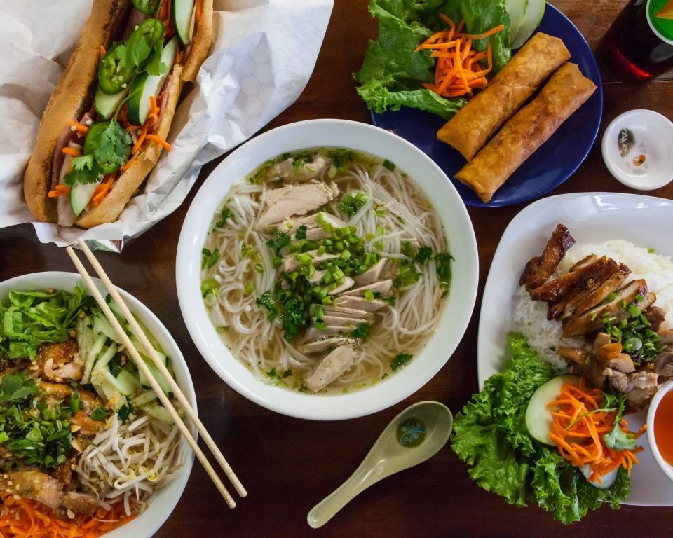 Phở Ca Dao & Grill