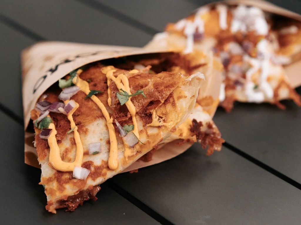 Plomo Quesadillas: Henderson Ave